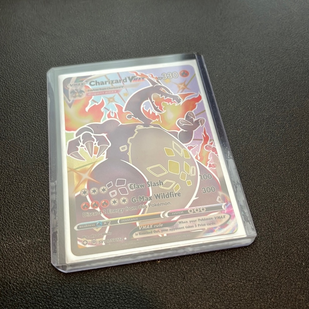 Shiny Charizard VMAX Shining Fates